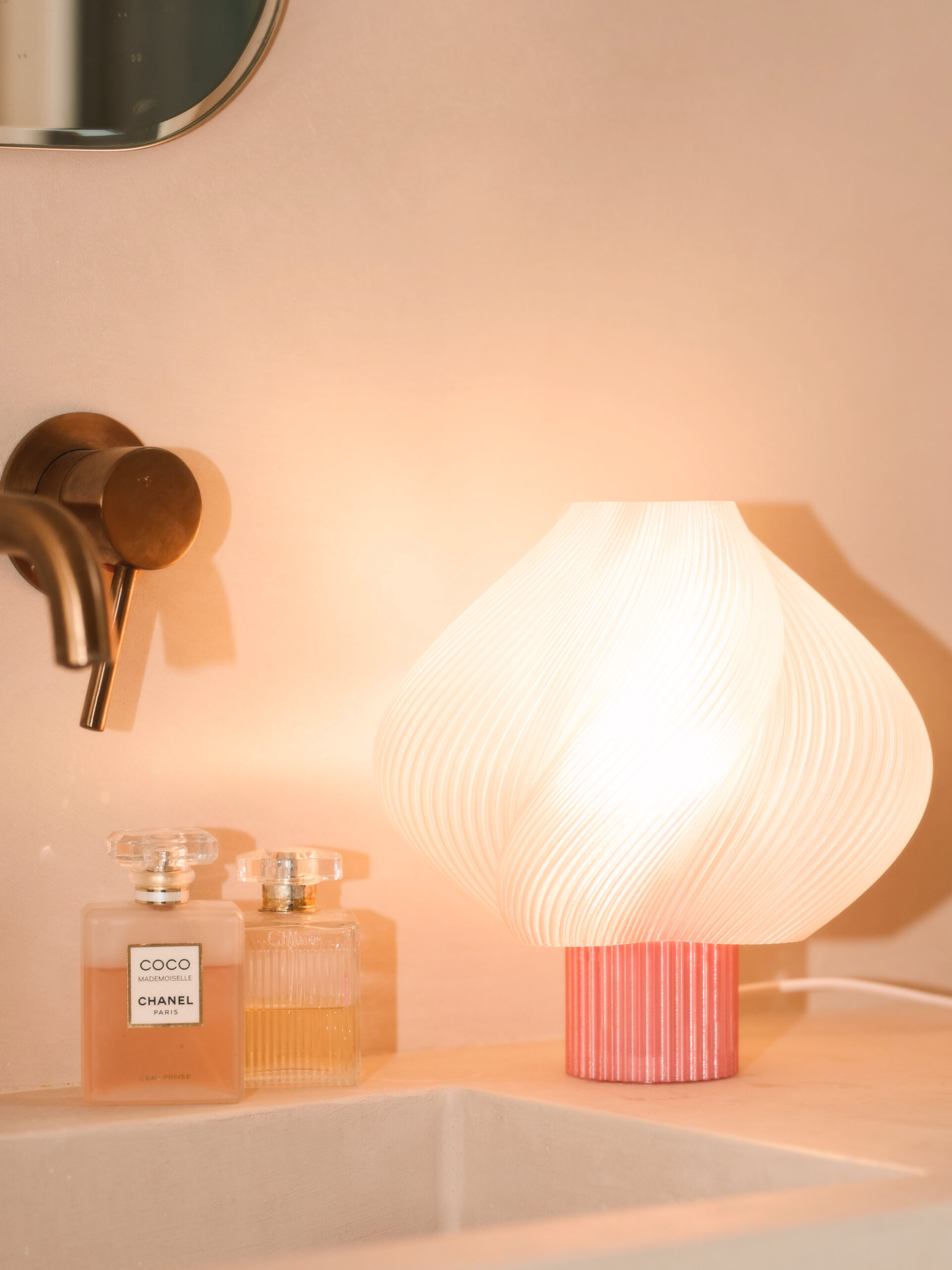 lampka-szklany-roz-1